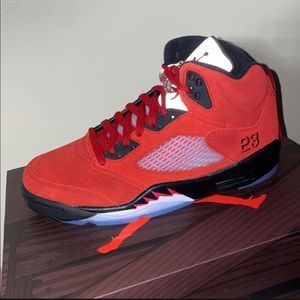 Air Jordan 5 Retro “Raging Bull” 2021